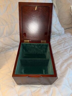 Bombay Keepsake Box with 4 Picture Slots - vintage 1990’s